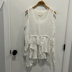 Marilu white boho sleeveless tank size small / medium